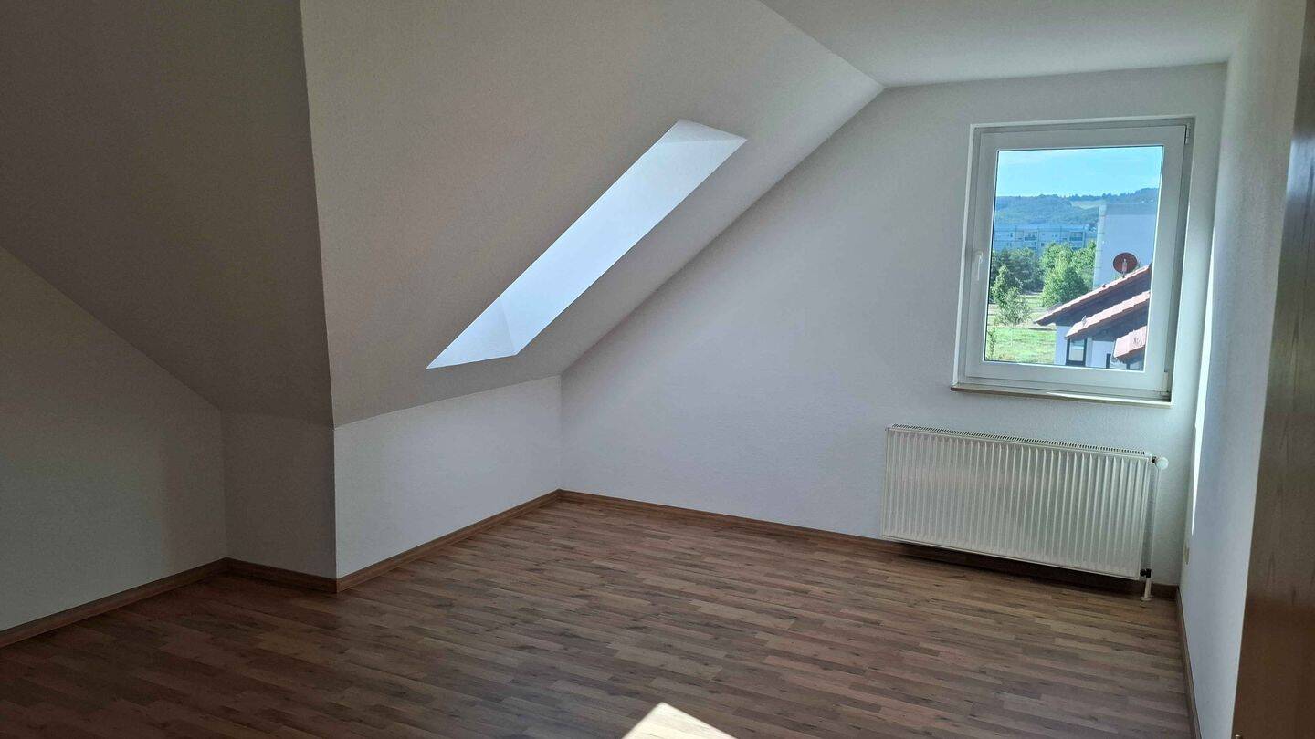 Charlottenlust in bester Gesellschaft! 2,5 Zimmer-Maisonette, 86 m², 2 Balkone, eig. Stellplatz – 38855 Wernigerode – Vorschaubild 2