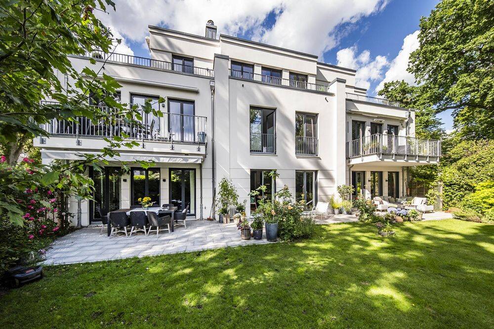 Exklusives Wohnen in Elbnähe mit Süd-Garten – 22605 Hamburg – Vorschaubild 2
