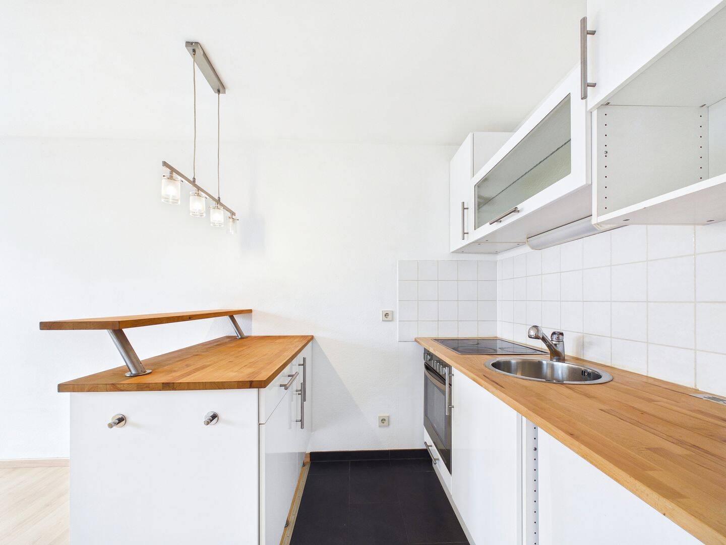 Ein Zimmer, viele Vorzüge: gepflegte Wohnung mit großer Terrasse und TG-Stellplatz in Sillenbuch! – 70619 Stuttgart – Vorschaubild 5