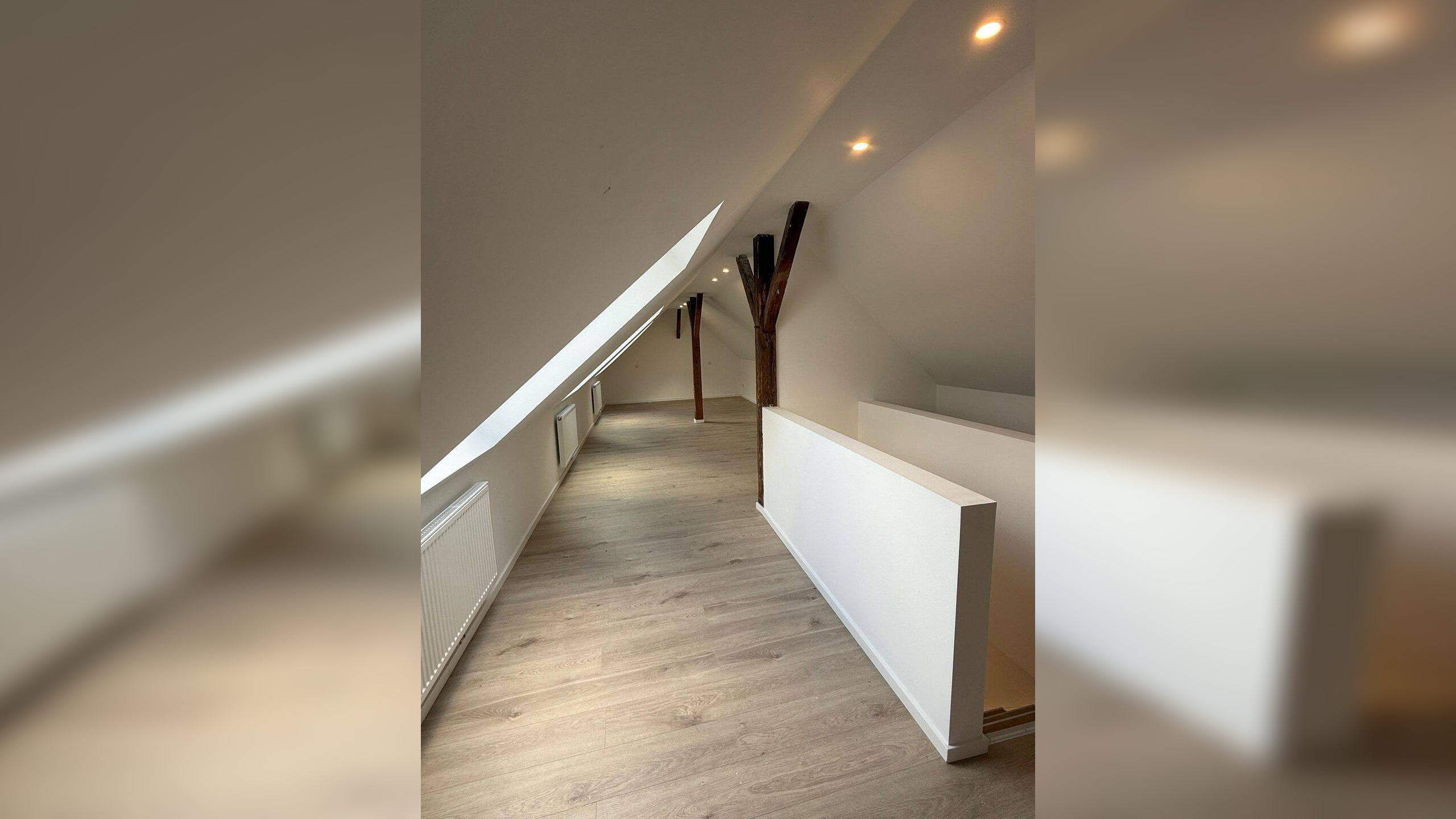 ERSTBEZUG ! Helle & frisch renoviere 3 ZKB Maisonette- Wohnung in 66121 Saarbrücken – 66121 Saarbrücken – Vorschaubild 7