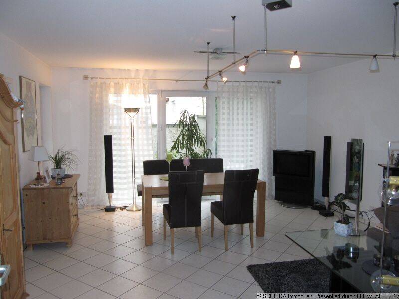 Mainz-Ebersheim – Traumhafte 3 Zimmer- Komfort-Terrassenwohnung mit kleinem Gartenanteil und 2 PKW-Aussenstellplätze – 55129 Mainz – Vorschaubild 4