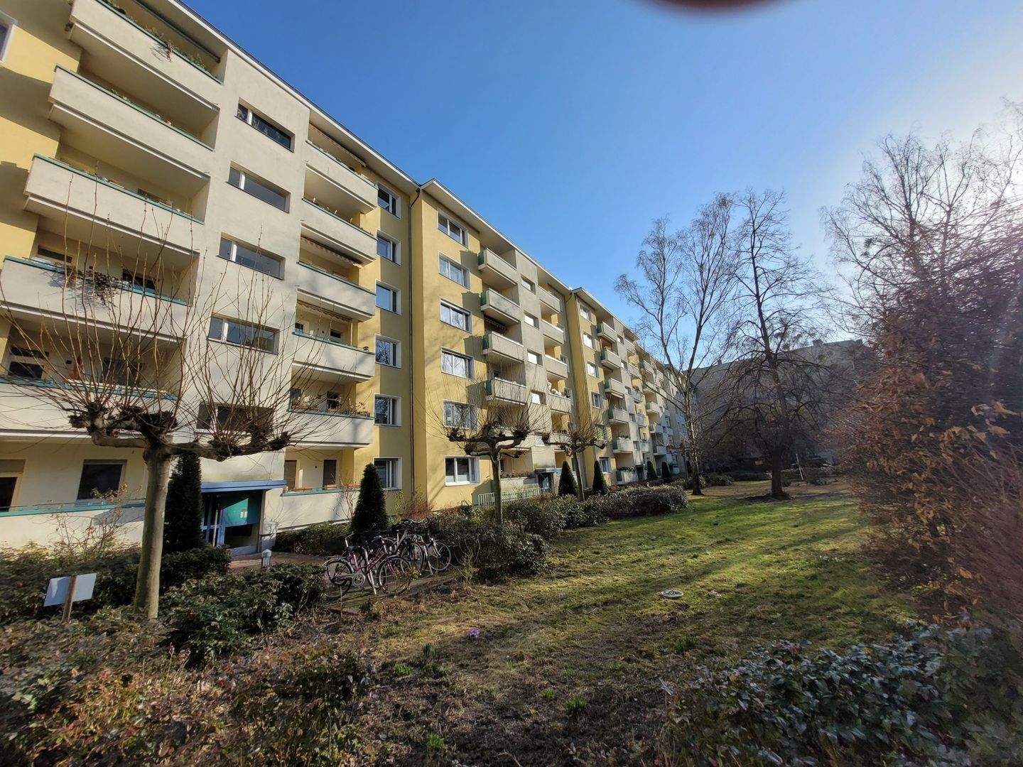 Urbanes Wohnen am KaDeWe – Lichtdurchflutete 3-Zimmer-Wohnung mit Potenzial – 10777 Berlin – Vorschaubild 5