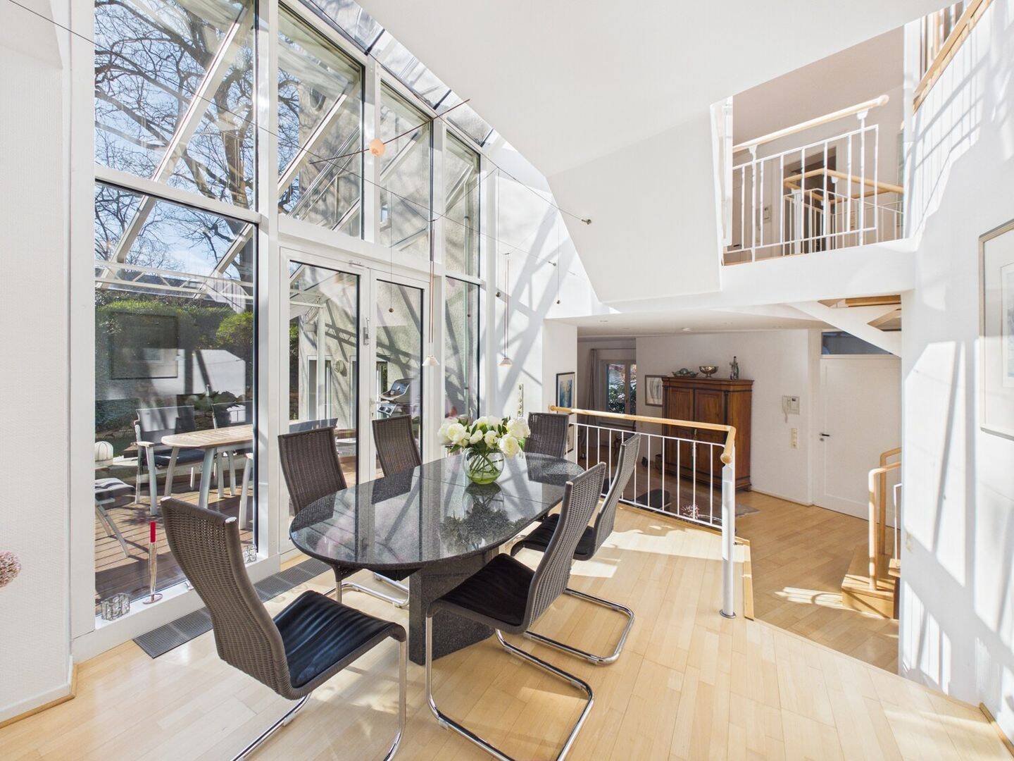Moderne, stilvolle Architektur trifft naturnahe Privatsphäre – Familienanwesen mit Einliegerwohnung – 55124 Mainz – Vorschaubild 6