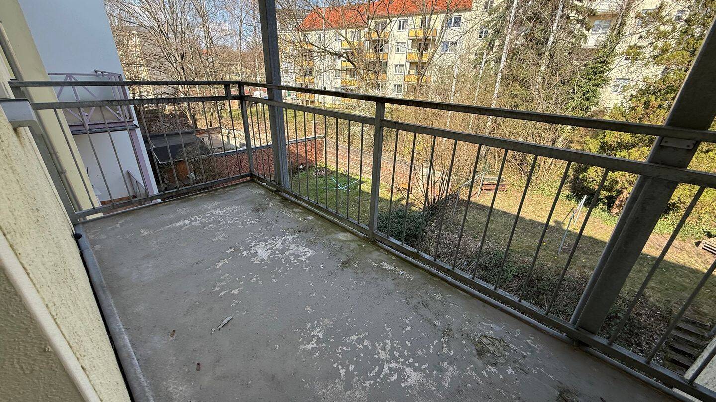 Alles NEU!!! 3. OG + Aufzug + großer Balkon + 2er-WG-gerecht ! – 9126 Chemnitz – Vorschaubild 7