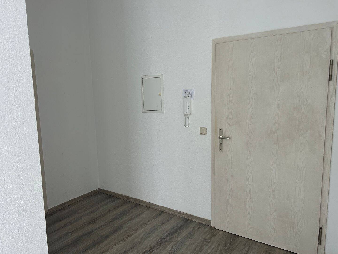 Gemütliche Singlewohnung mit Einbauküche inmitten der City! – 6108 Halle (Saale) – Vorschaubild 8