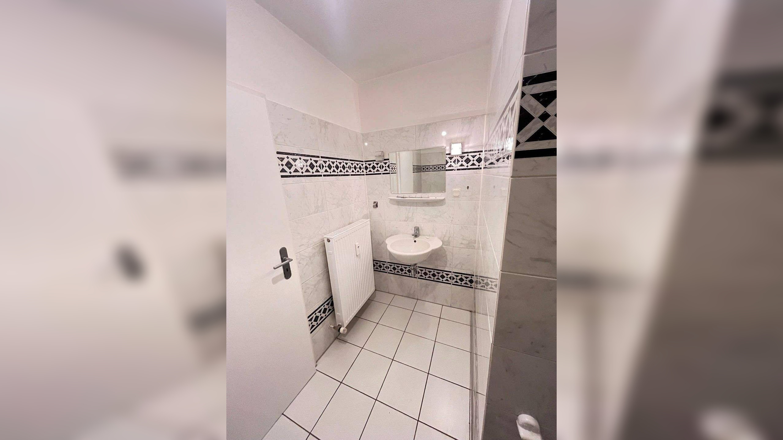 1-Zi-Altbauwohnung mit Parkett in Stadtfeld – 39108 Magdeburg – Vorschaubild 7