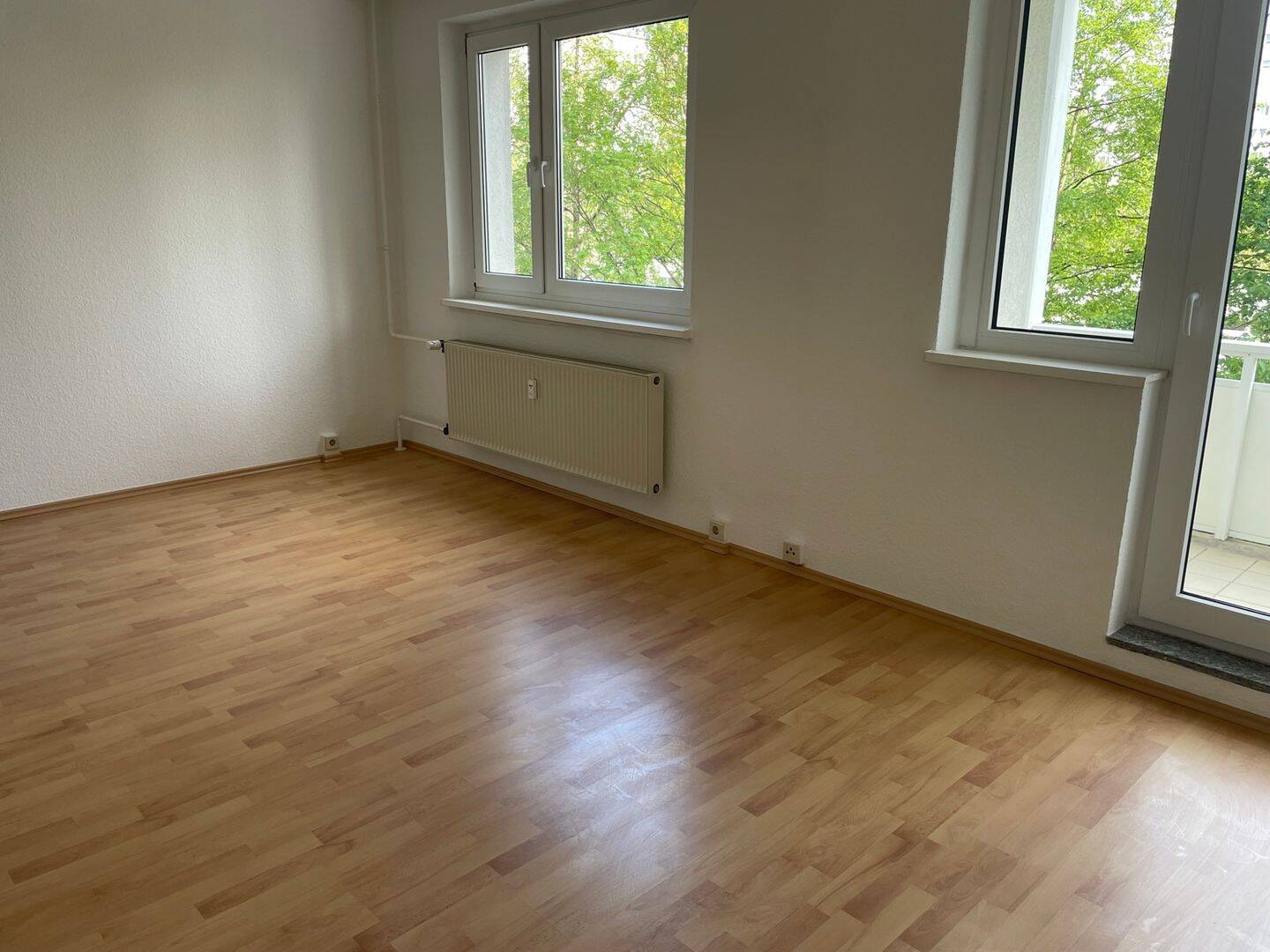 Zentrum Ost – kleine 3-Raumwohnung mit Balkon, Lift und Wannenbad in ruhiger Lage – 4103 Leipzig – Vorschaubild 5