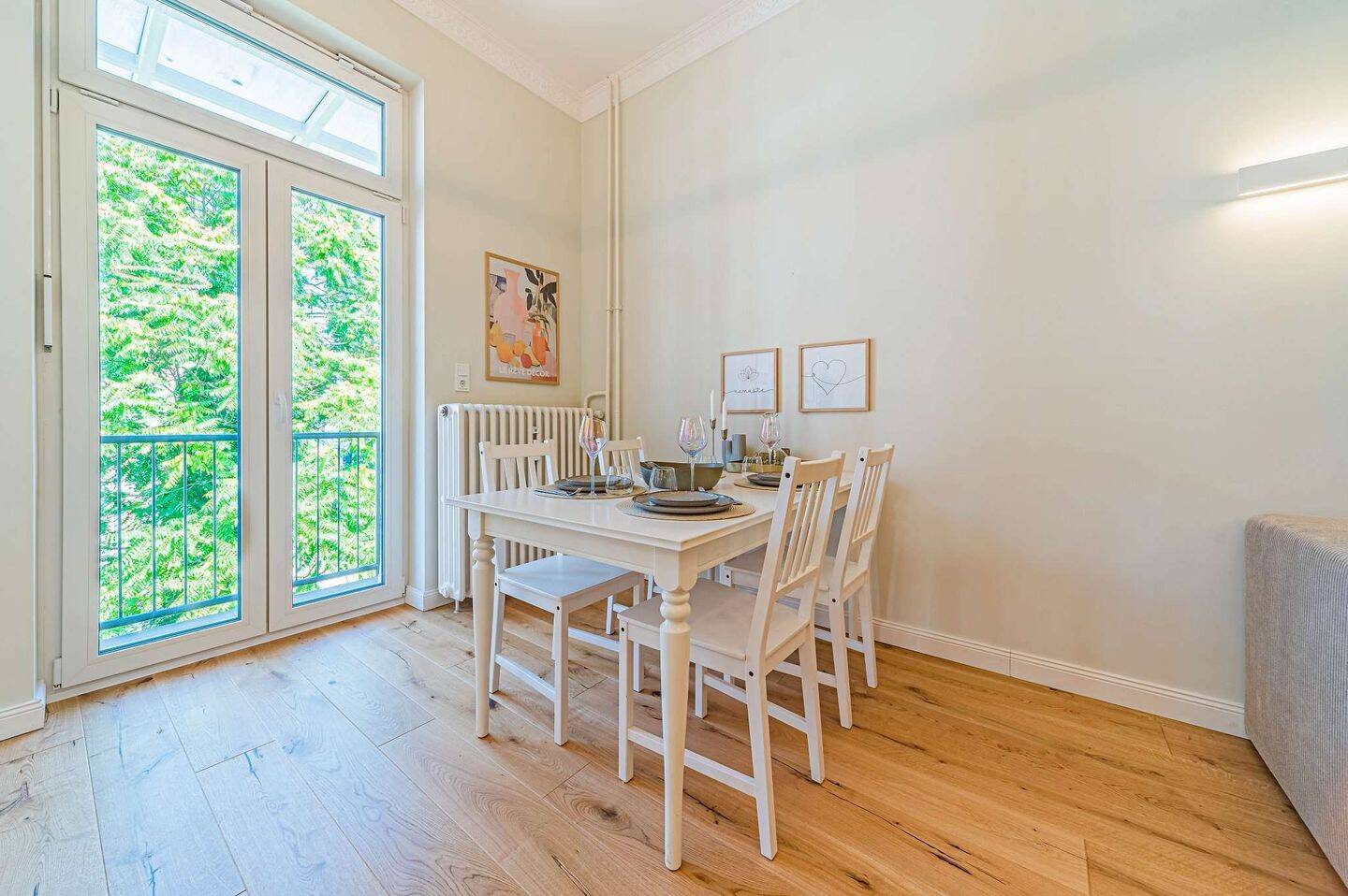 Möblierte Wohnung auf Zeit zu vermieten: – 60316 Frankfurt am Main – Vorschaubild 3