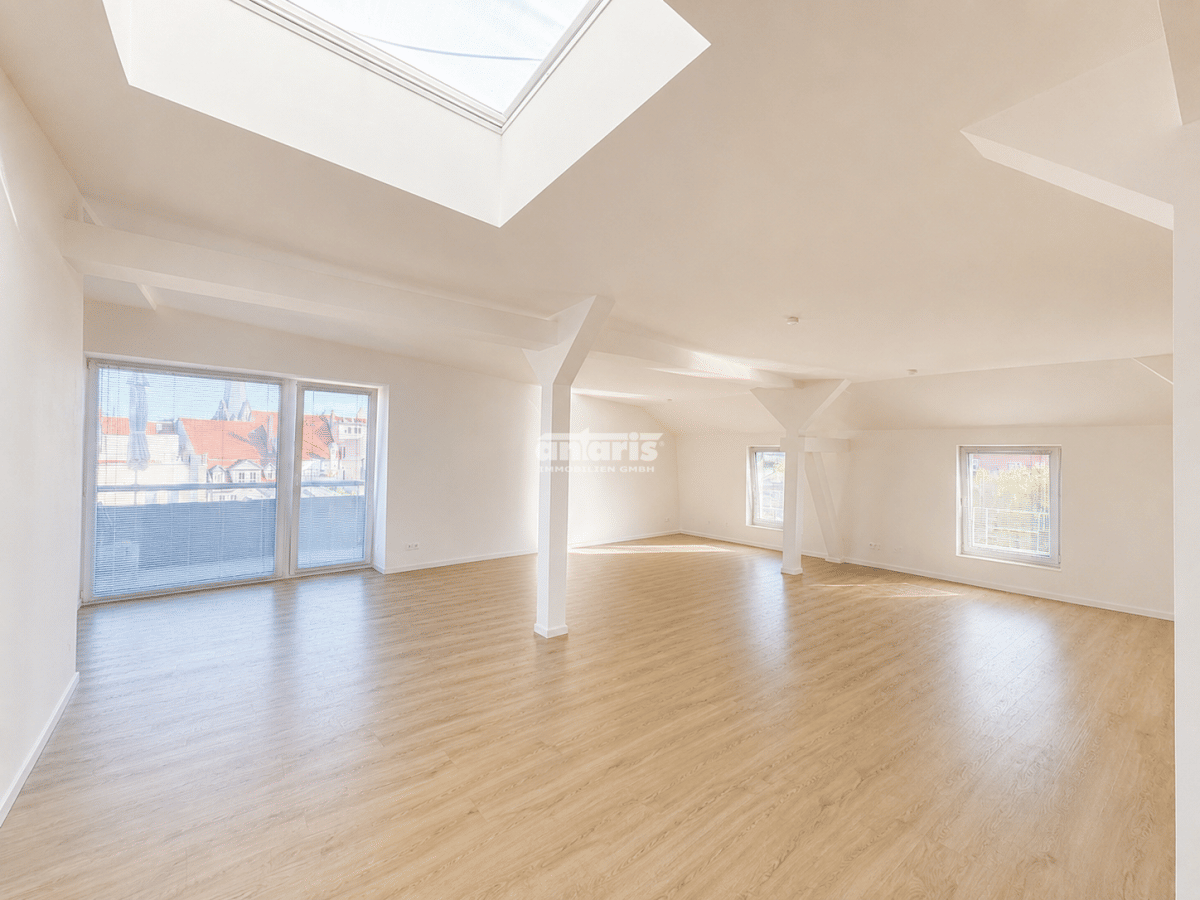 antaris Immobilien GmbH ** Denkmal trifft Wohnkomfort: Energetisch sanierte Wohnung mit Balkon** – 99084 Erfurt – Vorschaubild 8