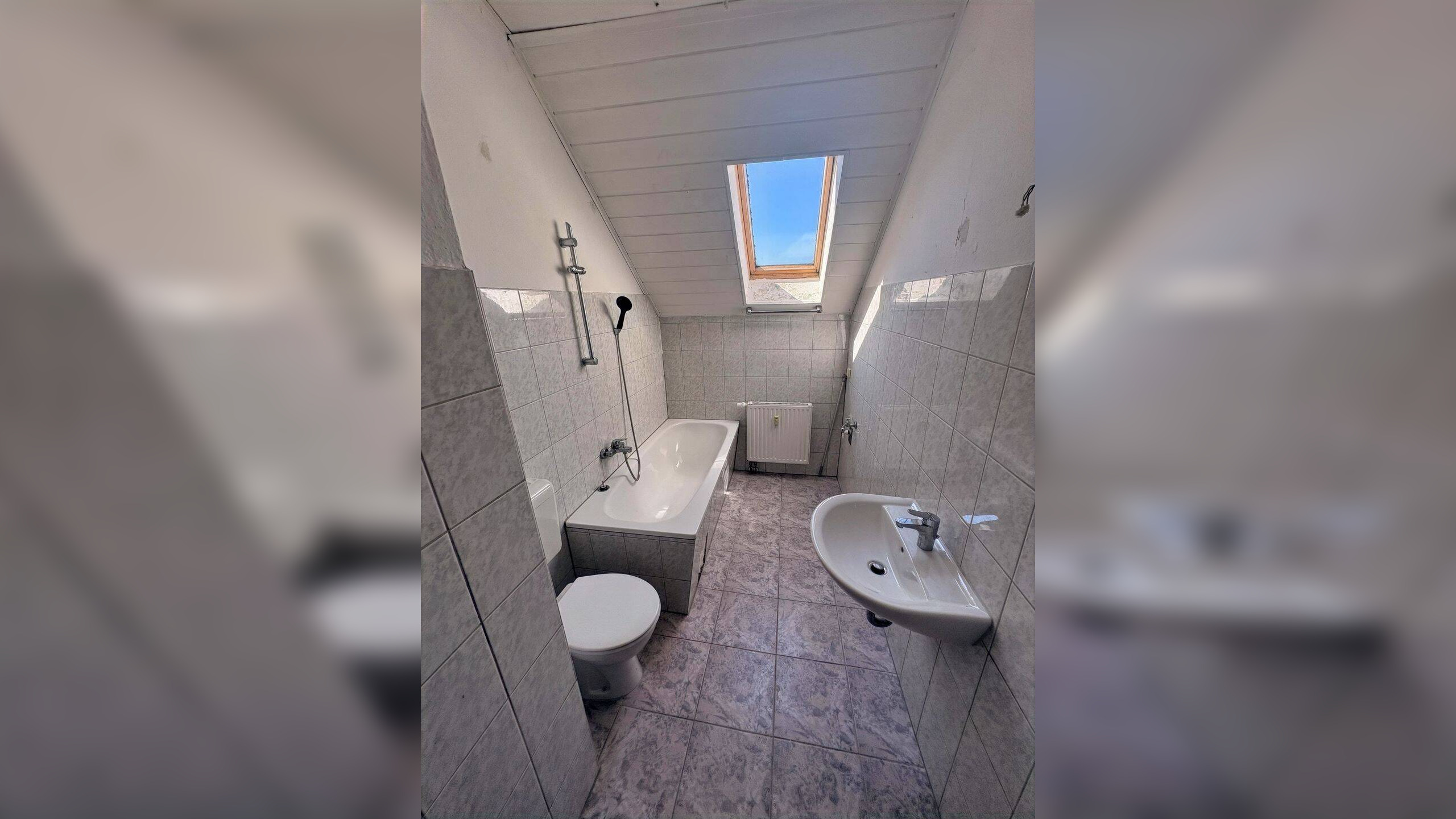 Oelsnitz – helle Dachgeschosswohnung in zentraler Lage – 9376 Oelsnitz/Erzgeb. – Vorschaubild 4