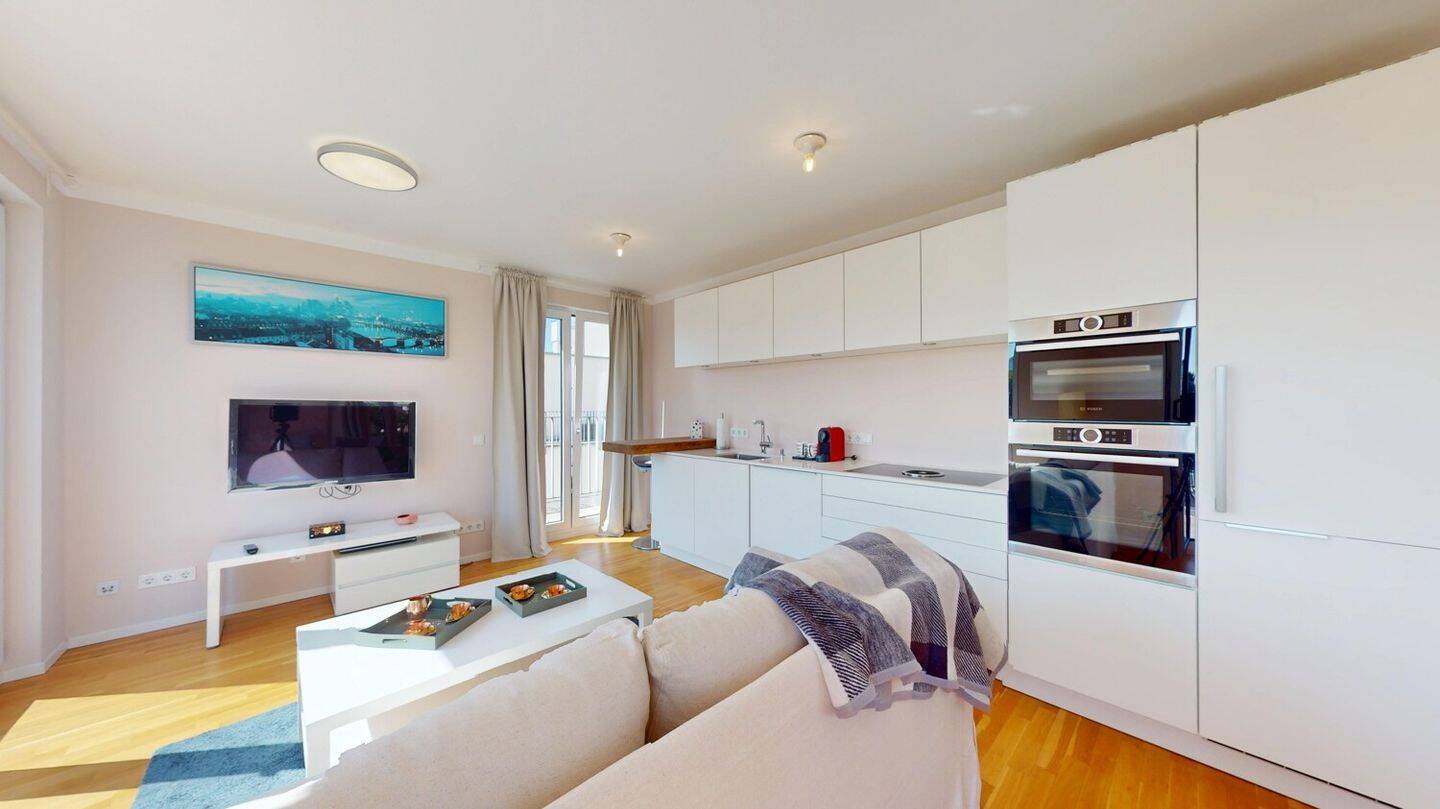 Exklusives möbliertes Penthouse mit Skylineblick von der Dachterrasse und Tiefgaragenstellplatz – 60326 Frankfurt am Main – Vorschaubild 4
