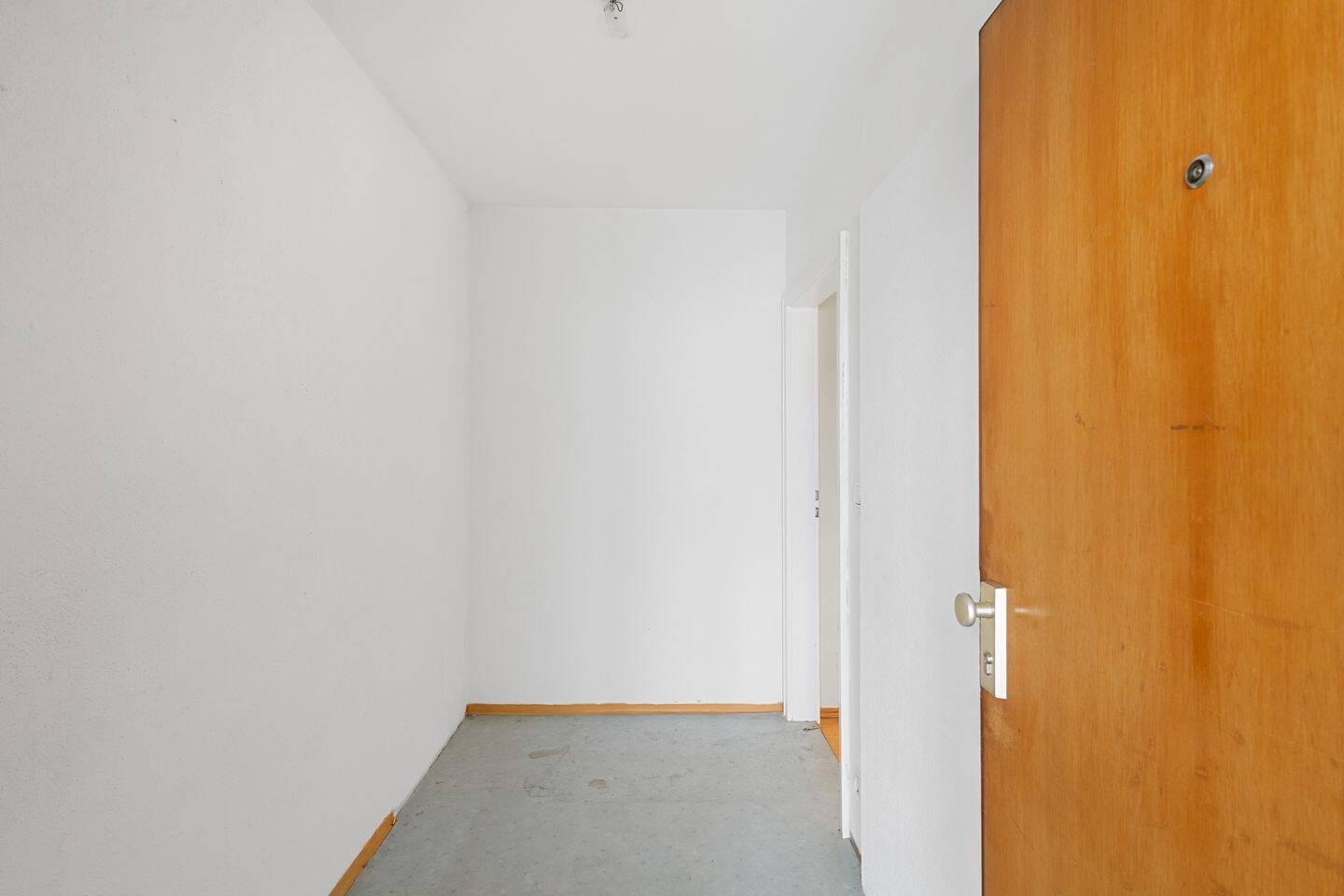 Bad en suite! Charmante 1,5-Zimmer-Eigentumswohnung in unmittelbarer Dultplatznähe – 93059 Regensburg – Vorschaubild 2