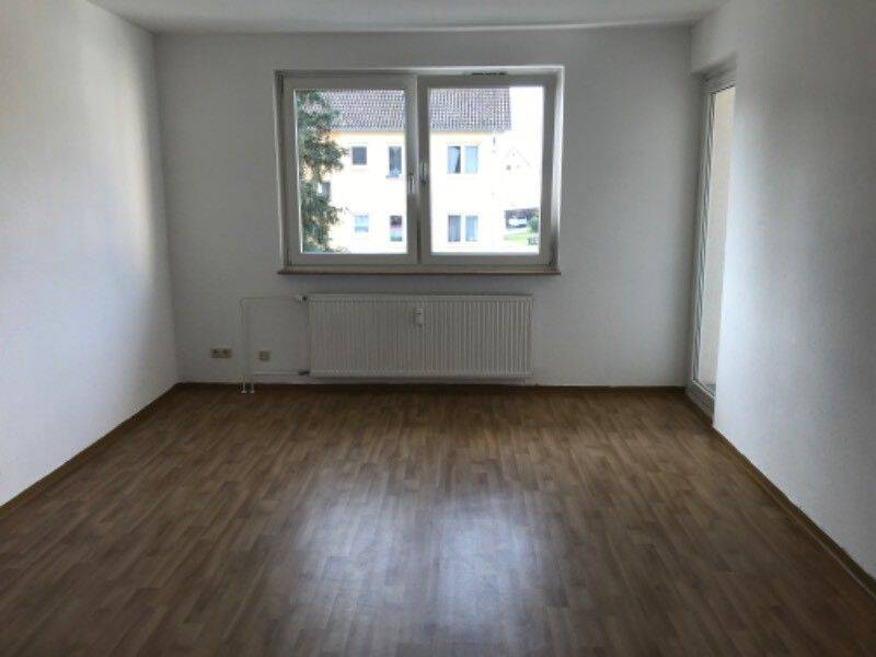 Erstbezug nach Sanierung – 2,5-Zimmerwohnung mit neuen Bodenbelägen – 36381 Schlüchtern – Vorschaubild 2