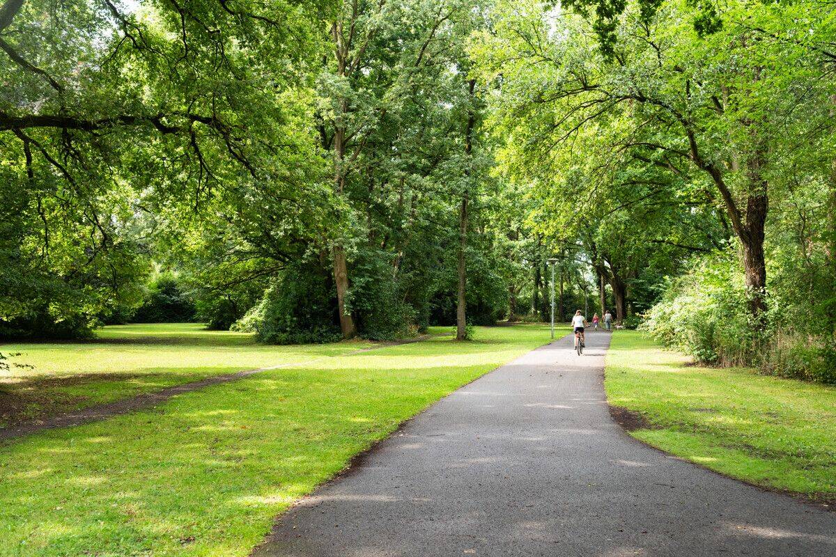 Horn: junge Eigentumswohnung mit wertiger Ausstattung in grüner Parklage – 28357 Bremen – Vorschaubild 2