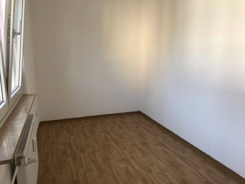 Erstbezug nach Sanierung – 2,5-Zimmerwohnung mit neuen Bodenbelägen – 36381 Schlüchtern – Vorschaubild 4