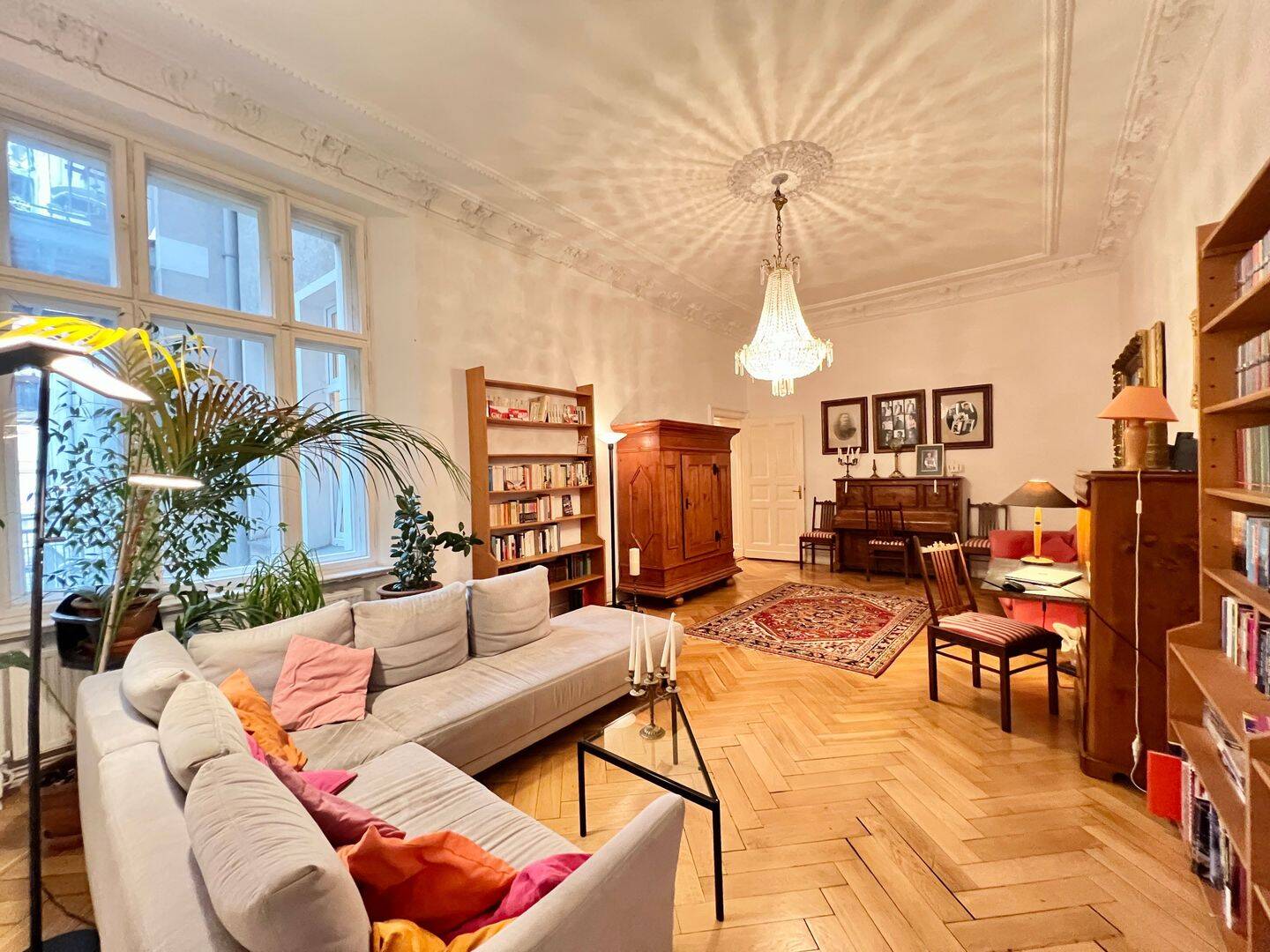 Stilvolle 2,5-Zimmer-Altbauwohnung im begehrten Bayerischen Viertel – nahe Viktoria-Luise-Platz – 10781 Berlin – Vorschaubild 5