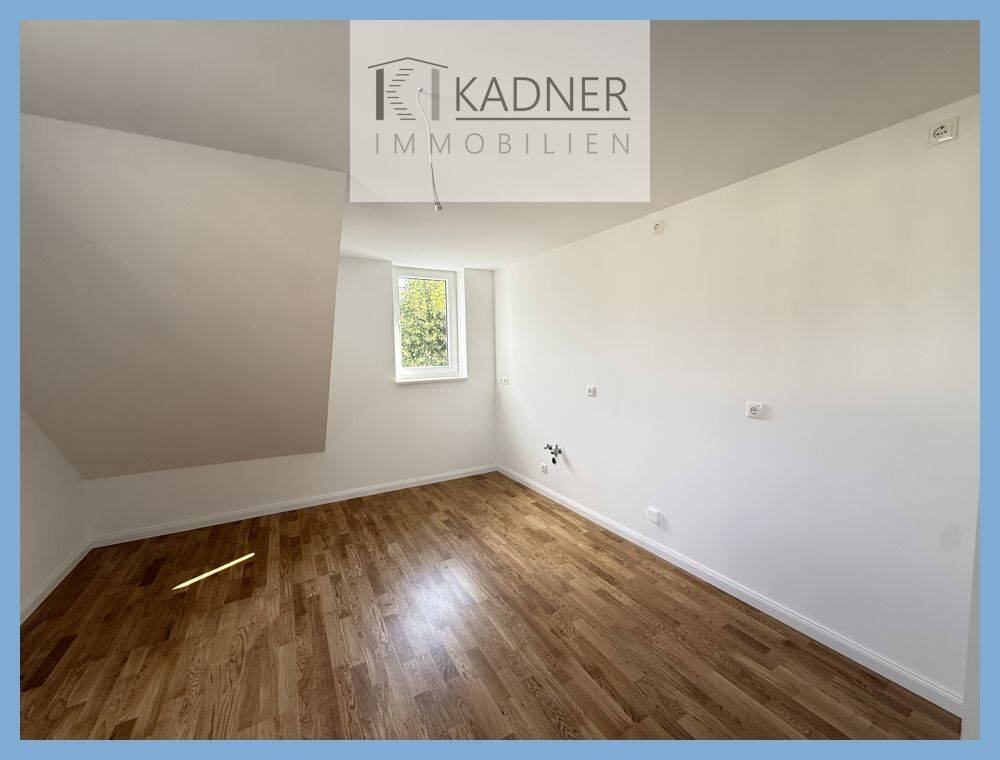 Erstbezug nach Sanierung! 2-Zi. DG Wohnung mit Balkon und Stellplatz – 8525 Plauen – Vorschaubild 7