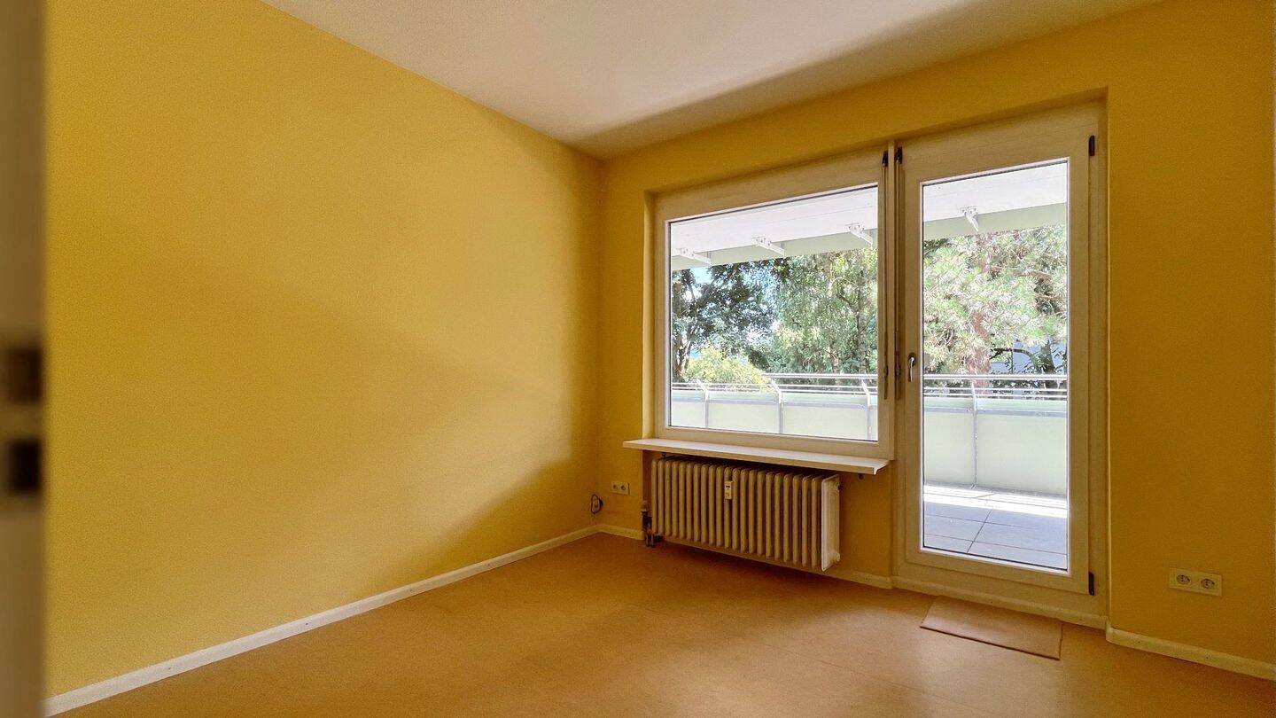 Großzügig geschnittene 3-Zimmer-Wohnung mit großem Balkon und Blick ins Grüne – 79112 Freiburg im Breisgau – Vorschaubild 5