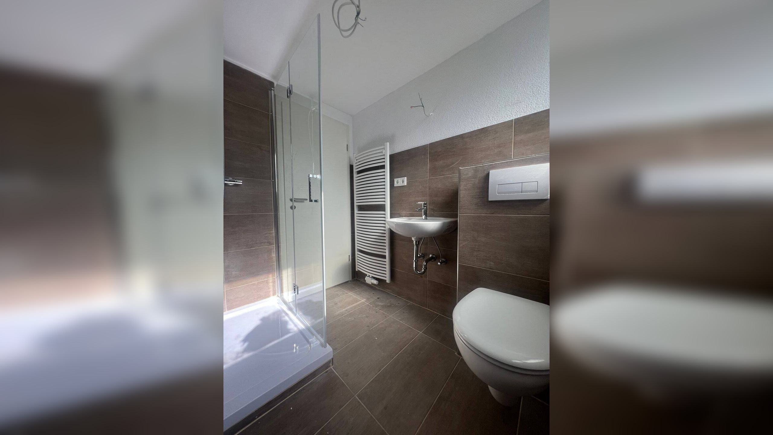 Sanierte und gepflegte 3ZKB Dachgeschosswohnung in St. Ingbert-Rentrisch – 66386 St. Ingbert – Vorschaubild 2