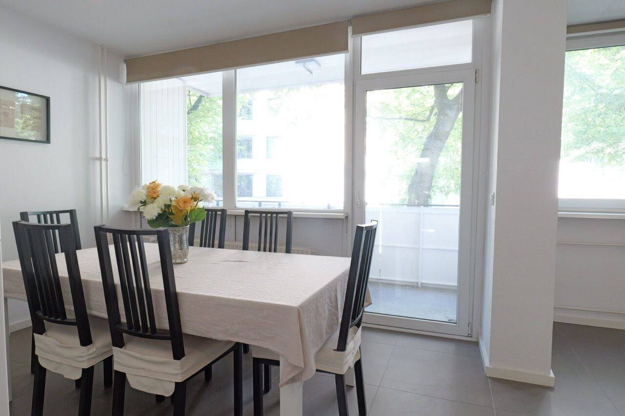 Helle Wohnung nahe Ku’damm mit Balkon, Stellplatz und Keller – 10711 Berlin – Vorschaubild 2