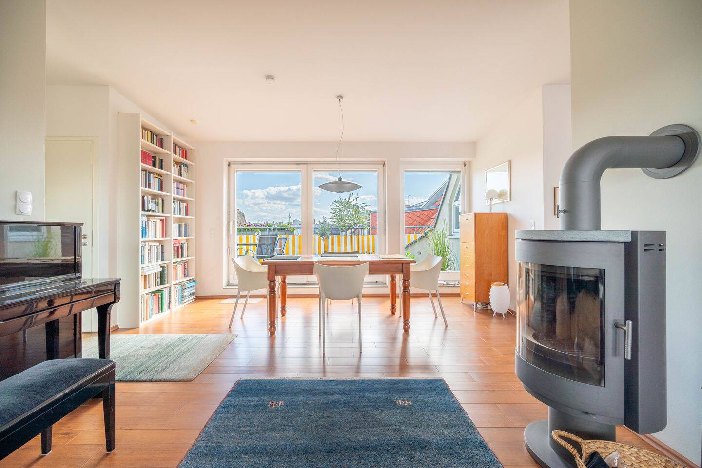 ?? Einzigartiges Penthouse im Prenzlauer Berg – 4,5 Zi., Kamin, Lift, Klima, Sauna & TG-Stellplatz – 10439 Berlin – Vorschaubild 5