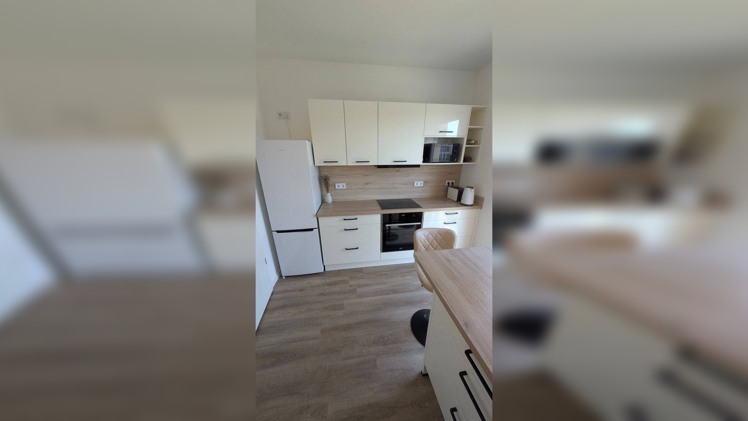 Nachmieter gesucht für moderne 3-Raum-Wohnung mit Einbauküche + Eckbalkon nach Erstbezug – 99085 Erfurt – Vorschaubild 5
