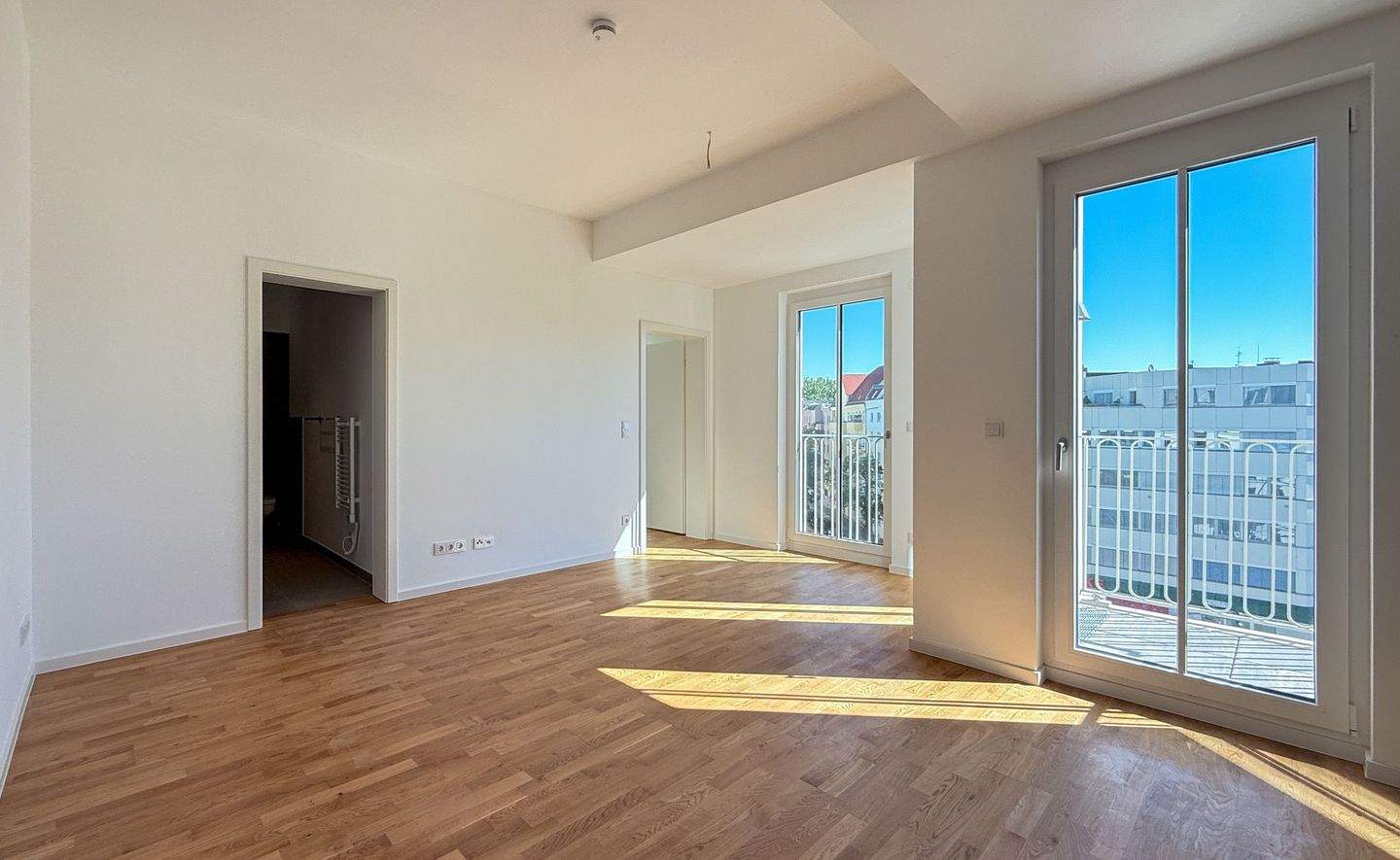 Helle Wohnung nah Mierendorffplatz – fußläufig zur Jungfernheide, schnell zum KuDamm – 10589 Berlin – Vorschaubild 2
