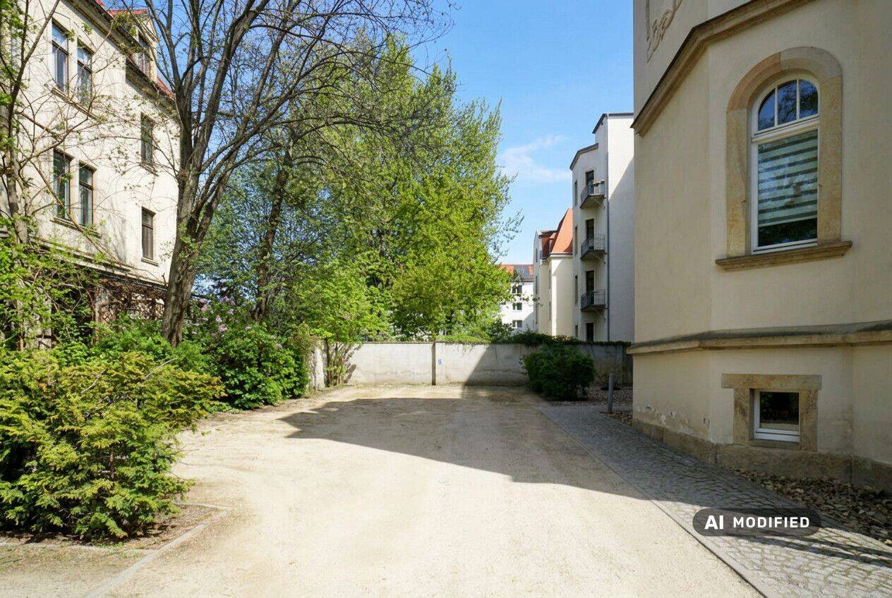Exklusive 4-Zimmer-Wohnung mit 2 Balkonen! Bezugsfrei ab sofort! – 1069 Dresden – Vorschaubild 3