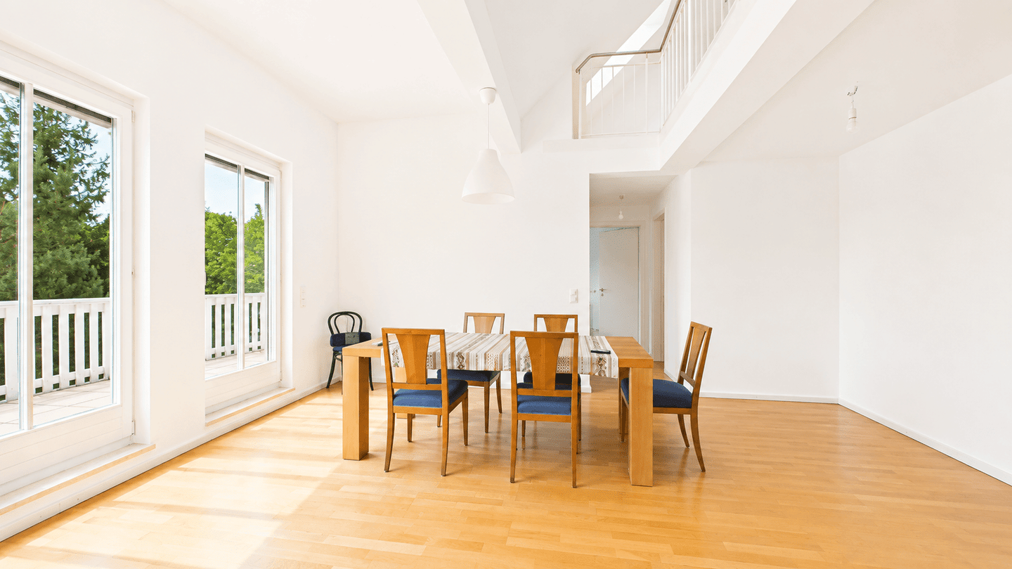 HEGERICH: Stilvolle 2,5-Zimmer-Dachgeschosswohnung mit Galeriepotenzial in München-Waldtrudering! – 81827 München – Vorschaubild 4