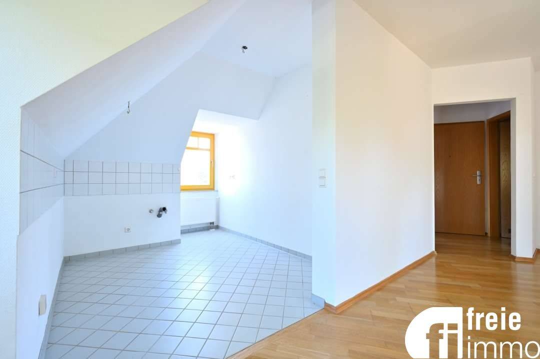 Dresden-Klotzsche: Bezugsfreie 1,5-Zimmer-Wohnung mit Stellplatz – 1109 Dresden – Vorschaubild 7