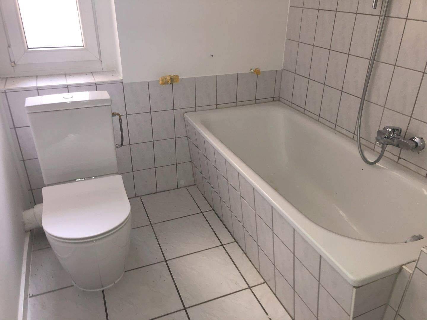 3-Zimmer-Wohnung mit Balkon in Laubegast zu vermieten! – 1279 Dresden – Vorschaubild 5