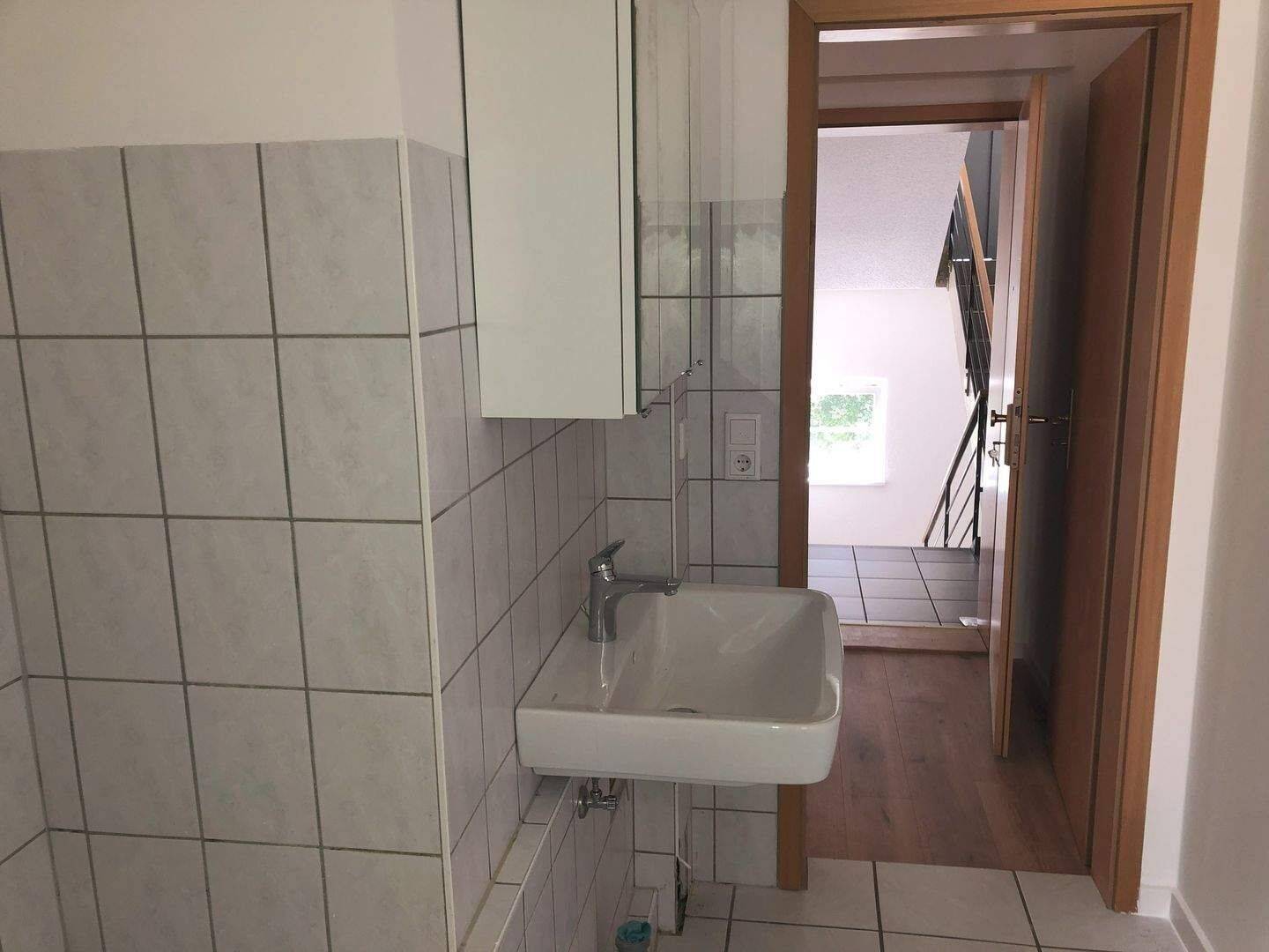 3-Zimmer-Wohnung mit Balkon in Laubegast zu vermieten! – 1279 Dresden – Vorschaubild 6
