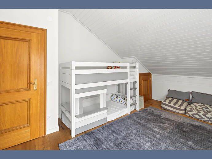 Möbliert: Familienfreundliches 4-Zimmer Haus in Waldtrudering – 81827 München – Vorschaubild 8