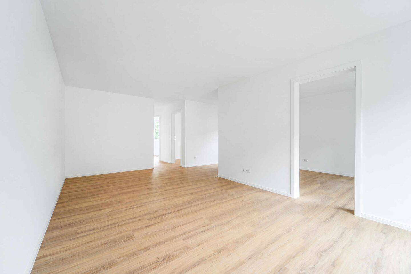 Neubau! Moderne 3-Zimmer-Wohnung mit großzügiger Terrasse! – 22145 Hamburg – Vorschaubild 5