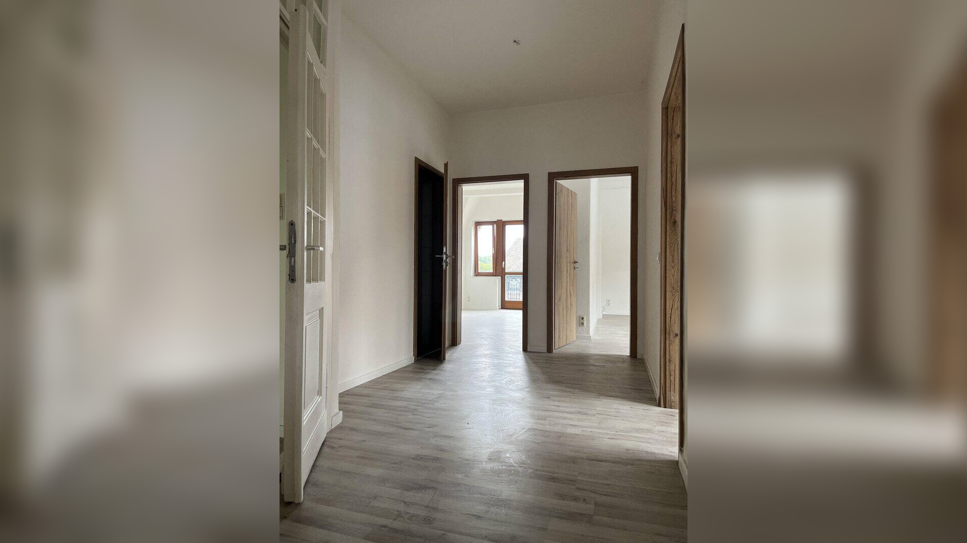 Erstbezug nach Sanierung – Großzügige 3-Raumwohnung in Zwickau-Nord im DG – 8058 Zwickau – Vorschaubild 6