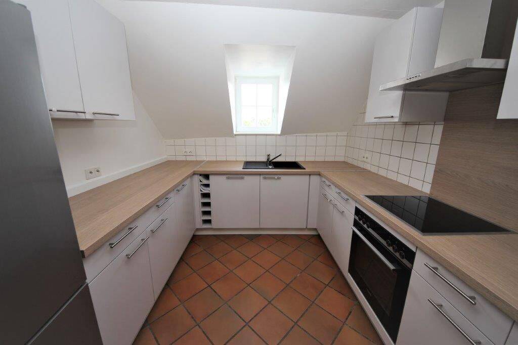 Trier Pfalzel: WG-geeignete 5-ZKB-Maisonettewhg. mit EBK ab 01.09. frei – 54293 Trier – Vorschaubild 4