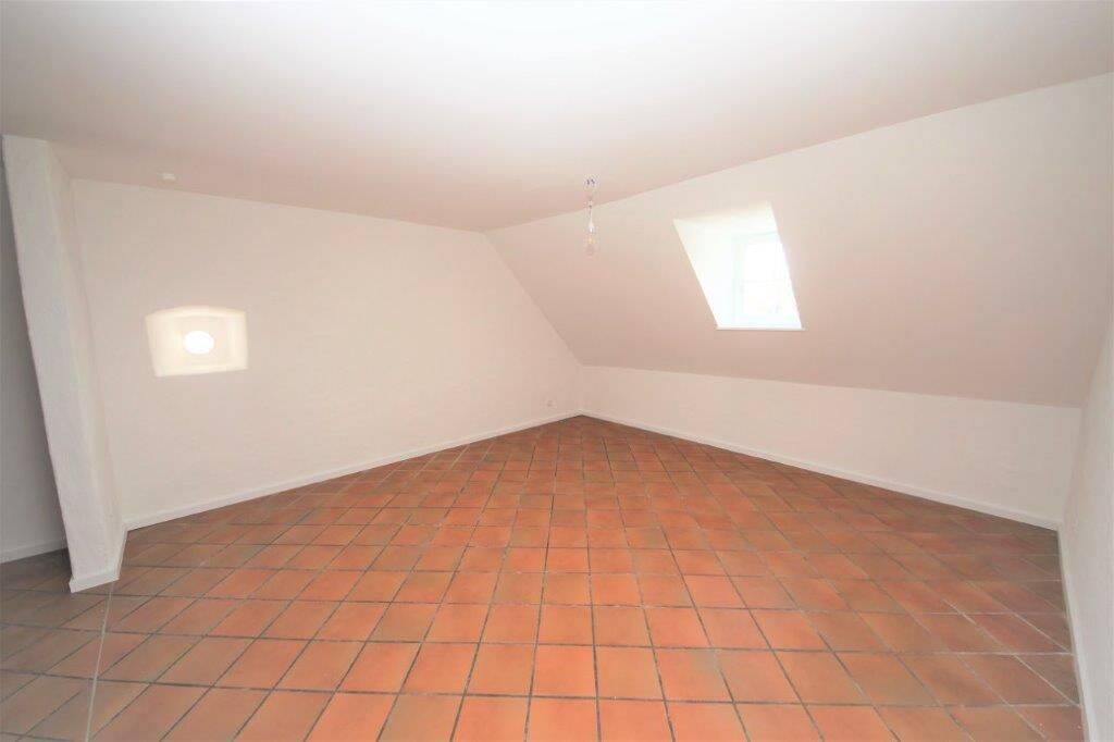 Trier Pfalzel: WG-geeignete 5-ZKB-Maisonettewhg. mit EBK ab 01.09. frei – 54293 Trier – Vorschaubild 8