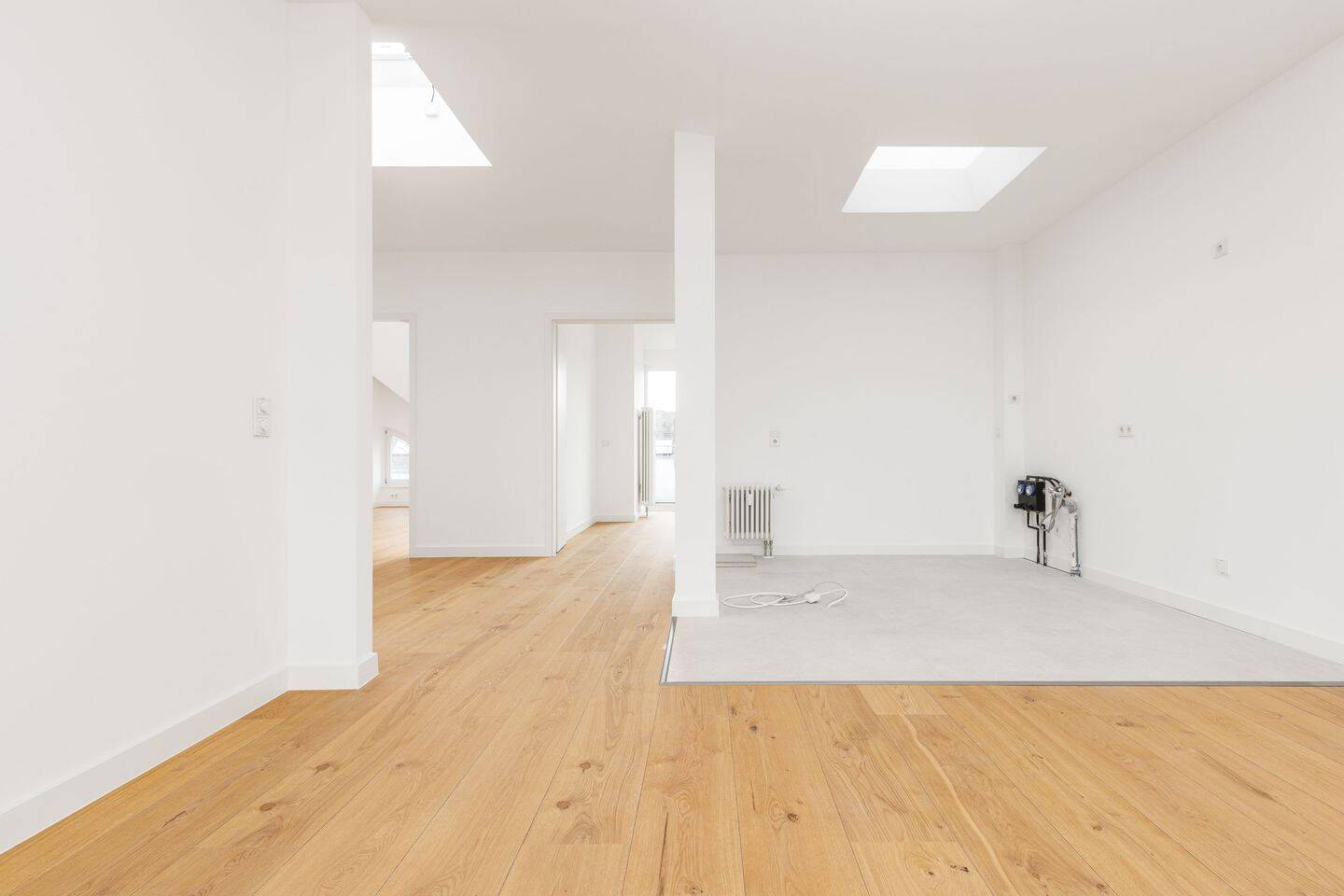 Uhlandstraße 45 – Stilvolle, frisch renovierte Dachgeschosswohnung im herrschaftlichen Altbau!! – 10719 Berlin – Vorschaubild 10