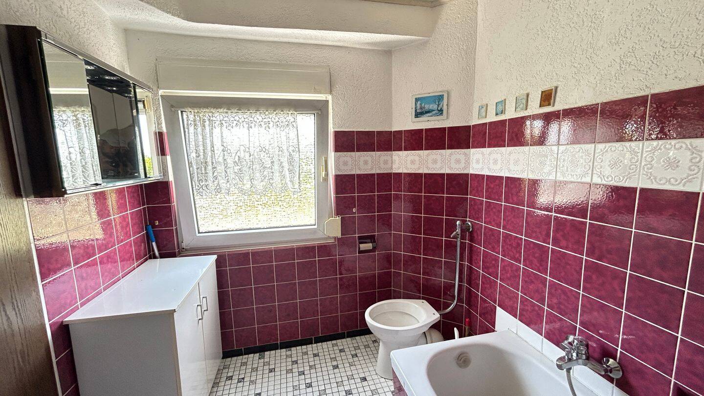 Sanierungsbedürftiges Einfamilienhaus mit großem Garten in begehrter Lage – 56075 Koblenz – Vorschaubild 10