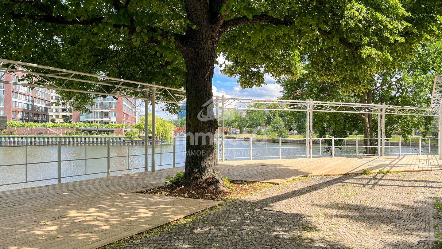 Urban wohnen am Ufer der Spree in 5-Zimmer-Terrassenwohnung – 10589 Berlin – Vorschaubild 8
