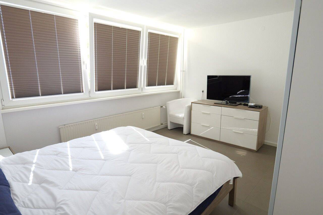 Helle Wohnung nahe Ku’damm mit Balkon, Stellplatz und Keller – 10711 Berlin – Vorschaubild 9