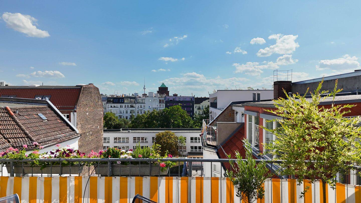 ?? Einzigartiges Penthouse im Prenzlauer Berg – 4,5 Zi., Kamin, Lift, Klima, Sauna & TG-Stellplatz – 10439 Berlin – Vorschaubild 8