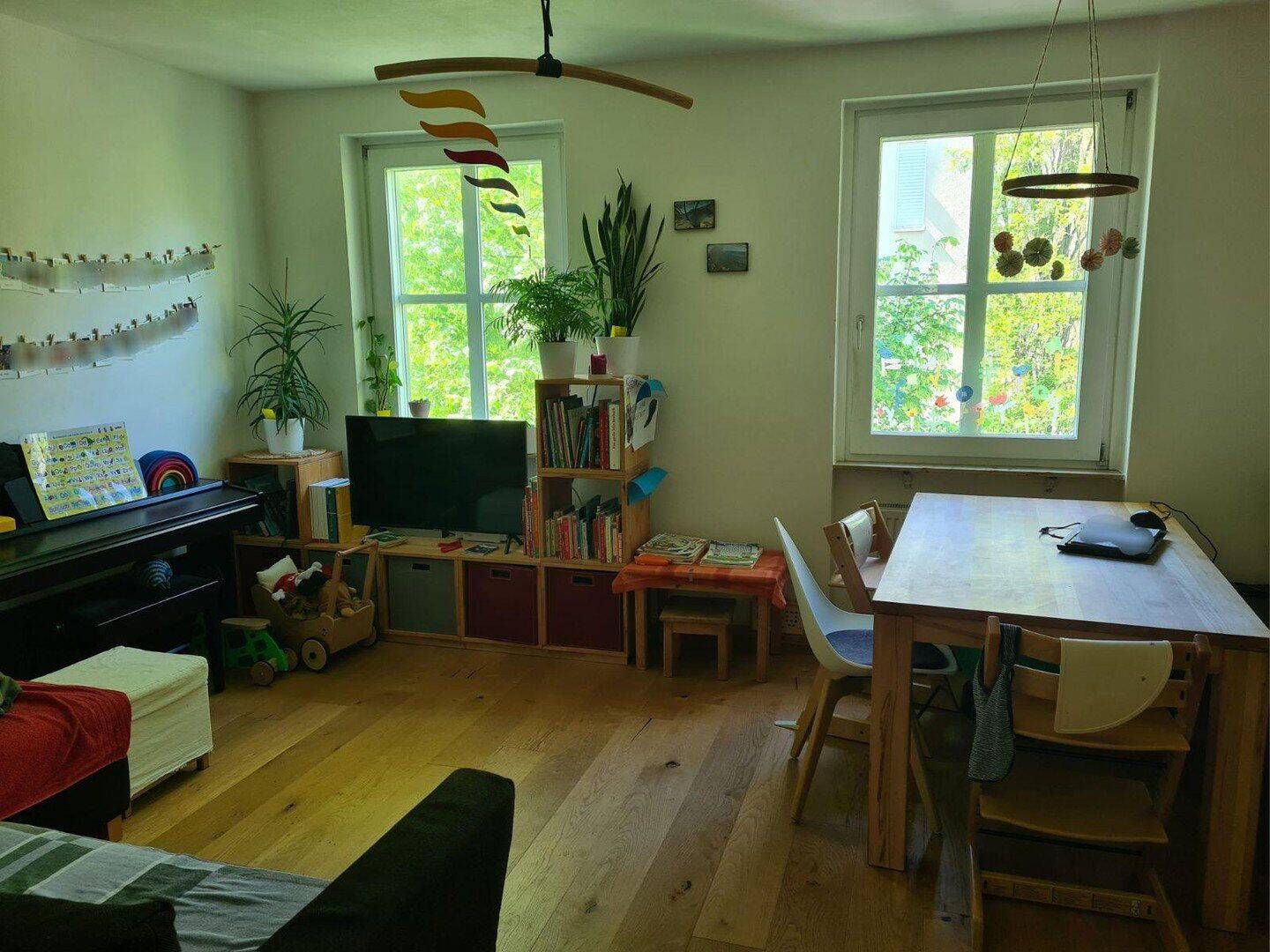 Charmante 3-Zimmer-Eigentumswohnung mit Balkon in zentrumsnaher Stadtlage – 79106 Freiburg im Breisgau – Vorschaubild 9