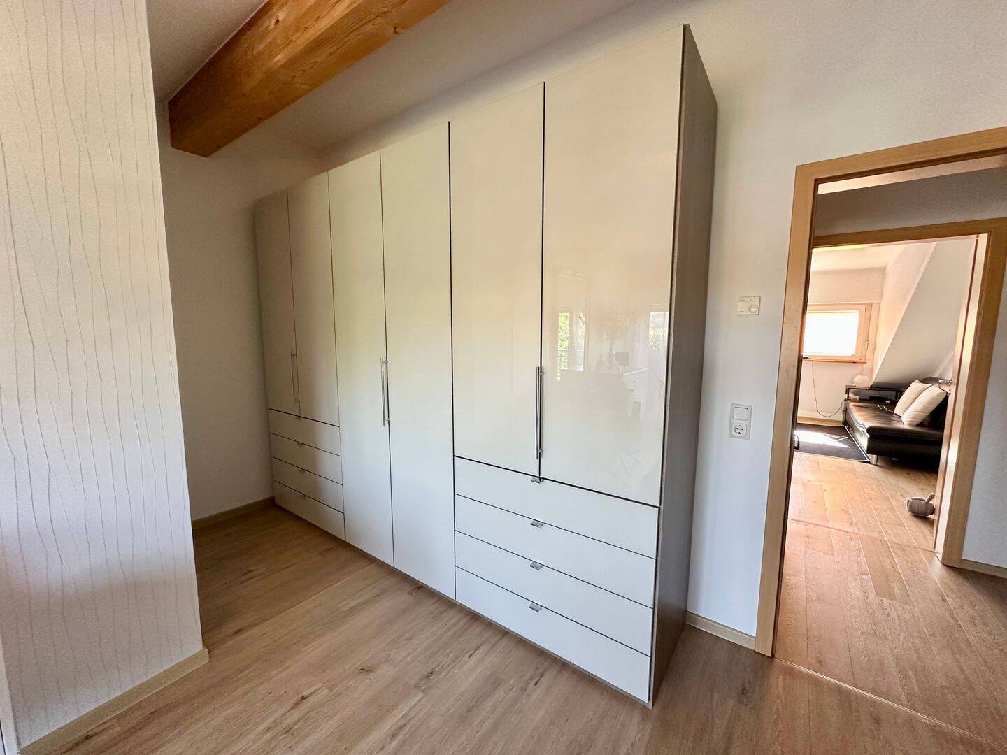 Großzügige Maisonette-Wohnung mit schönem Ausblick in Taunusstein-Wehen – 65232 Taunusstein – Vorschaubild 9