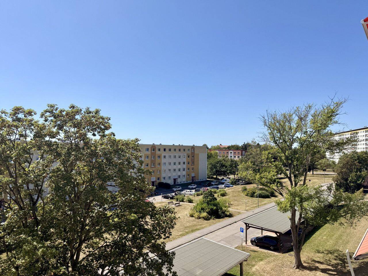 Aufzug / Großer Balkon / Modernes Bad – 9130 Chemnitz – Vorschaubild 11