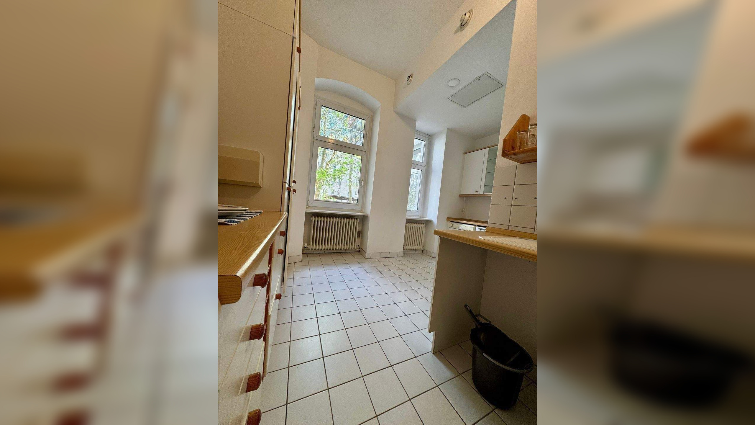 Stuck. Kamin. Dielen. Loggia. – Altbauperle mit ca. 120 m² und großem Potenzial in Steglitz – 12163 Berlin – Vorschaubild 11