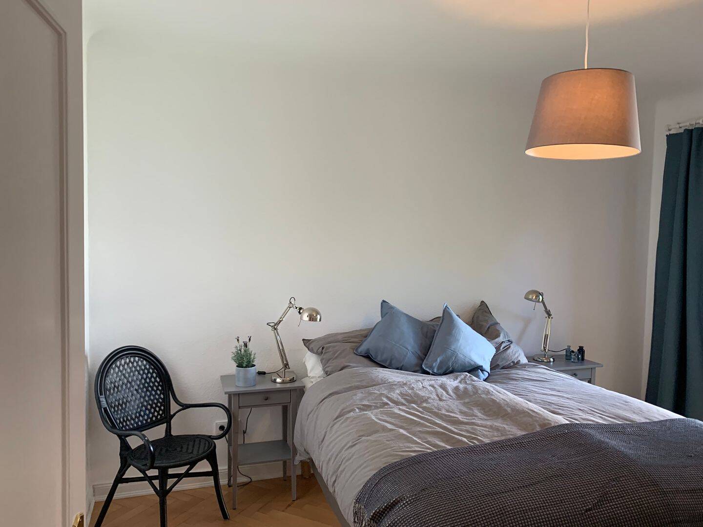 Harvestehude – Stilvoll möblierte helle 2,5 Zimmer Wohnung mit zwei Balkonen in der Parkallee – 20144 Hamburg – Vorschaubild 9