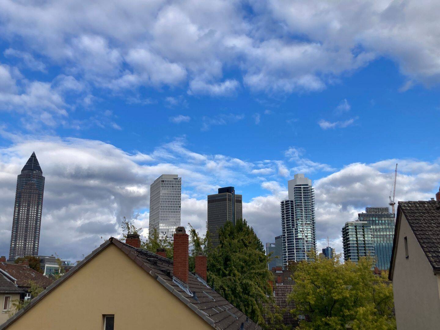 Möbliertes Apartment in zentraler Lage mit EBK / OHNE Aufzug u. Balkon! Für 1 Person! – 60327 Frankfurt am Main – Vorschaubild 8
