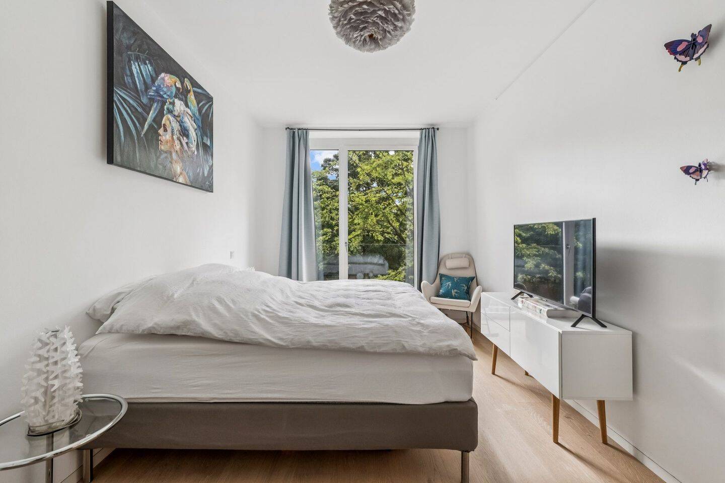 Hochwertiges Wohnen in GRAFT-Architektur – stilvolle 2-Zimmer-Wohnung mit Balkon – 10119 Berlin – Vorschaubild 8