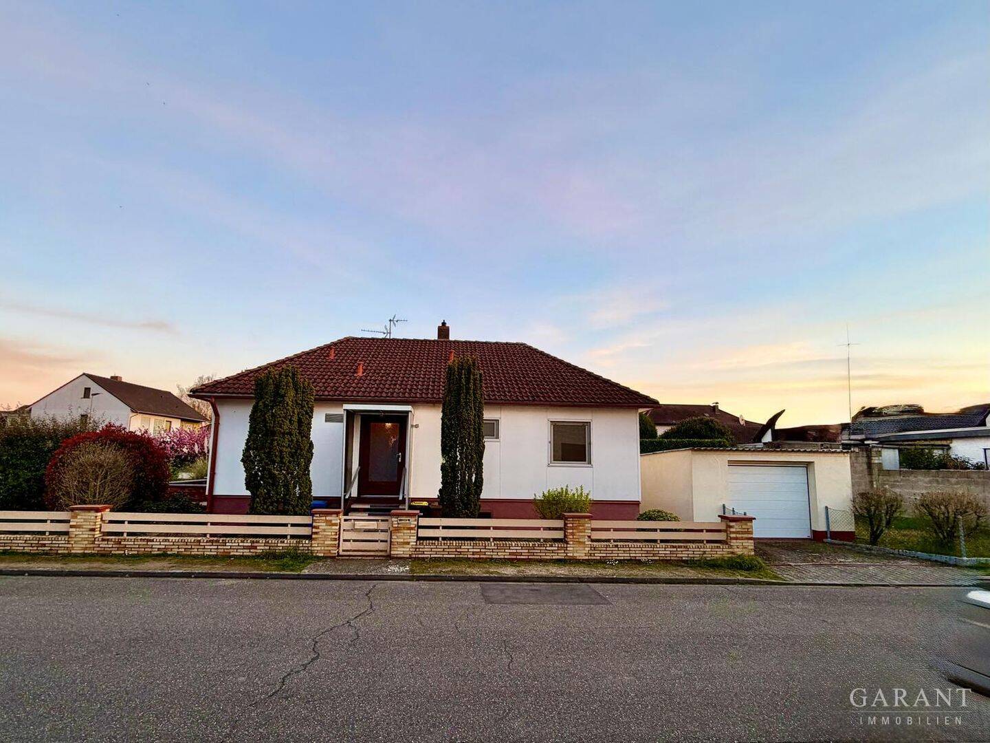 Bungalow inmitten toller Nachbarschaft, 67550 Worms (Abenheim Herrnsheim Ibersheim Rheindürkheim)